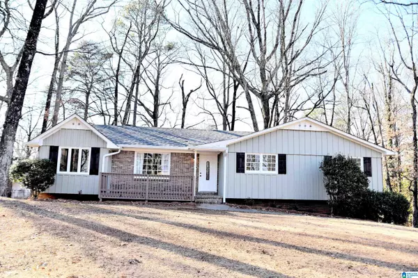 1228 OLD OAK CIRCLE, Birmingham, AL 35235