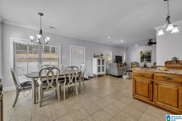 Oneonta, AL 35121,112 CANTEBURY COURT