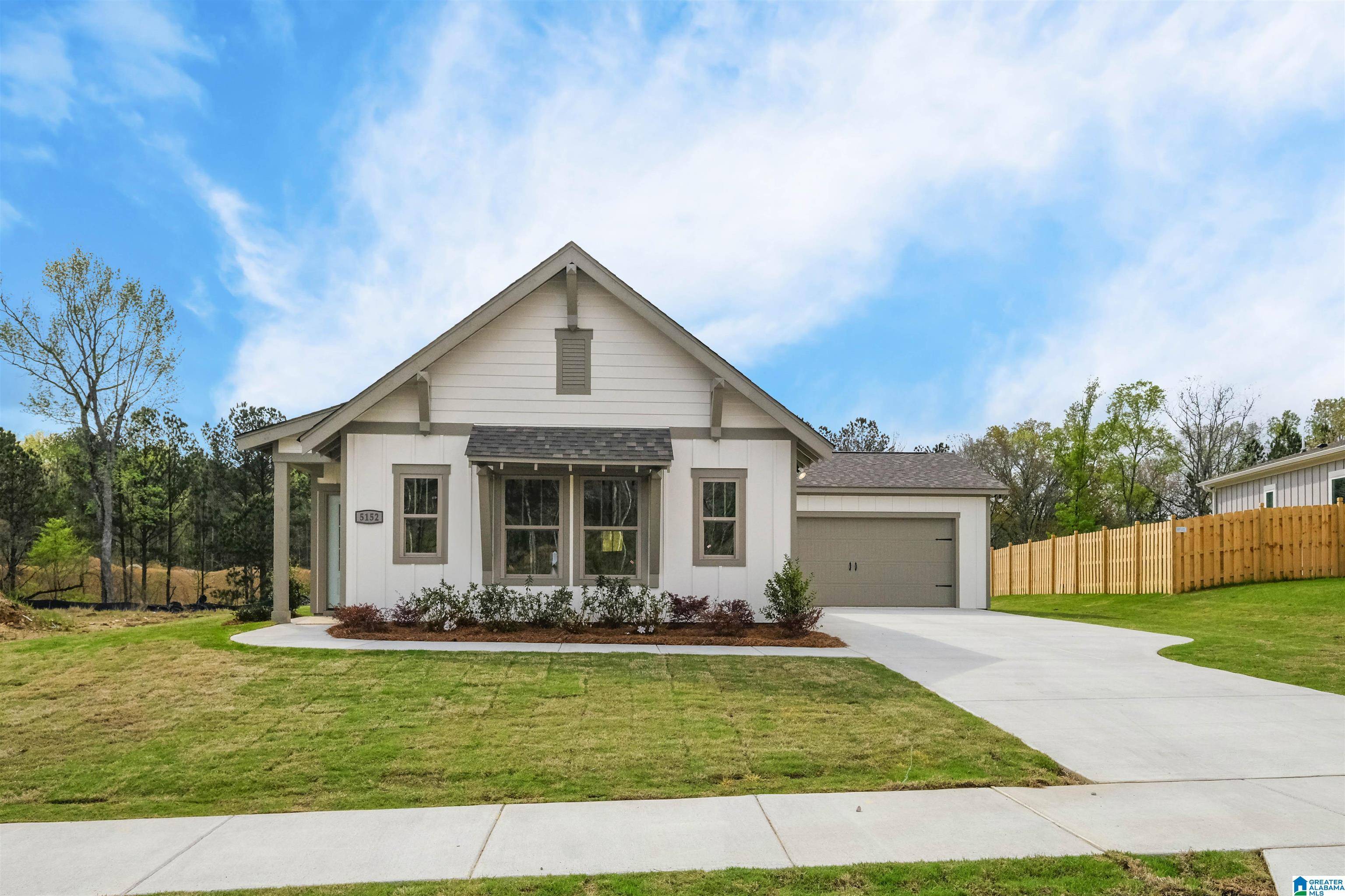 5152 SIMMS RIDGE, Pelham, AL 35124