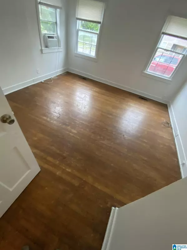 Birmingham, AL 35208,4917 COURT I