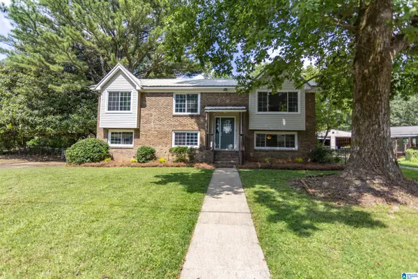 Birmingham, AL 35235,2015 CARRAWAY LANE