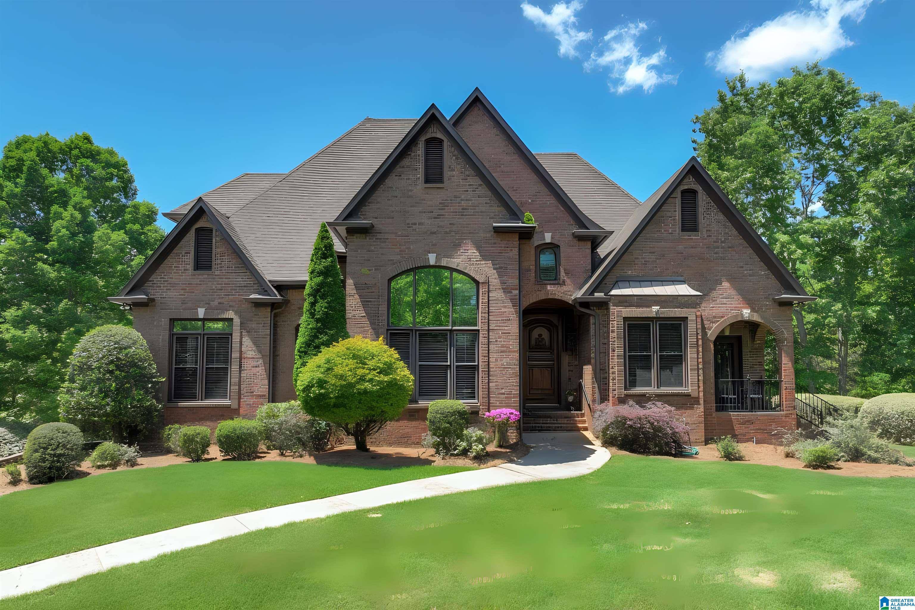 8492 CARRINGTON LAKE COVE, Trussville, AL 35173