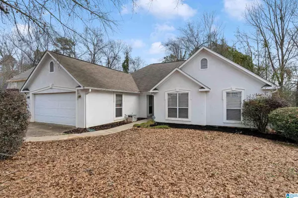 214 LEES COVE, Helena, AL 35080