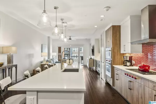 Tuscaloosa, AL 35401,1150 8TH STREET #503