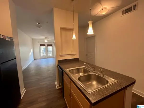 Birmingham, AL 35233,2020 5TH AVENUE #429