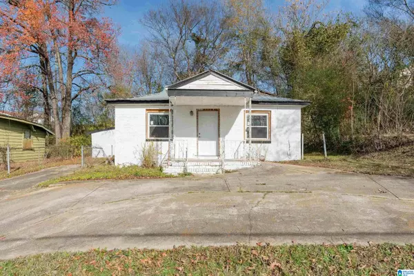 Birmingham, AL 35211,224 EAST ANN DRIVE