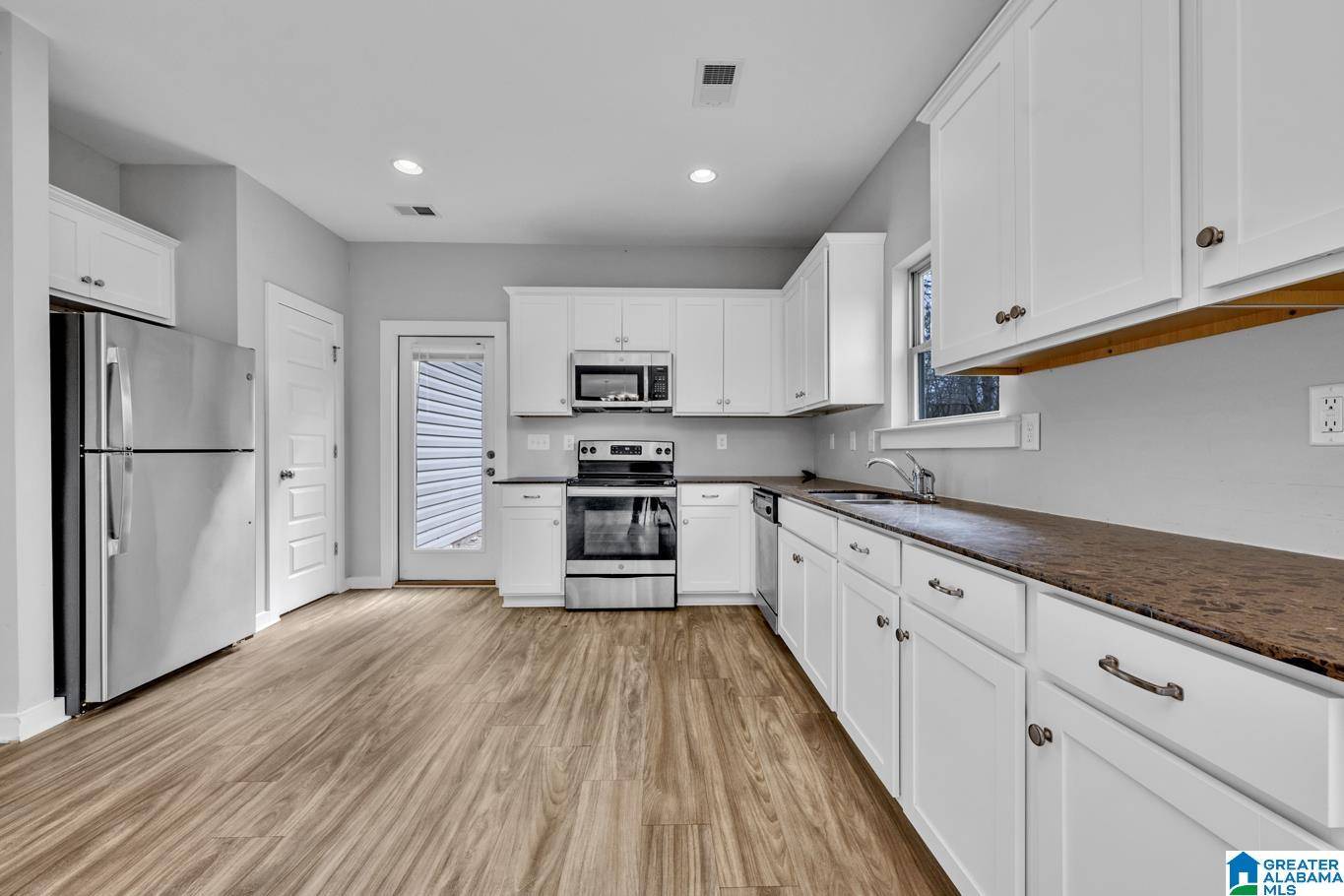 185 WHITE OAK CIRCLE, Lincoln, AL 35096
