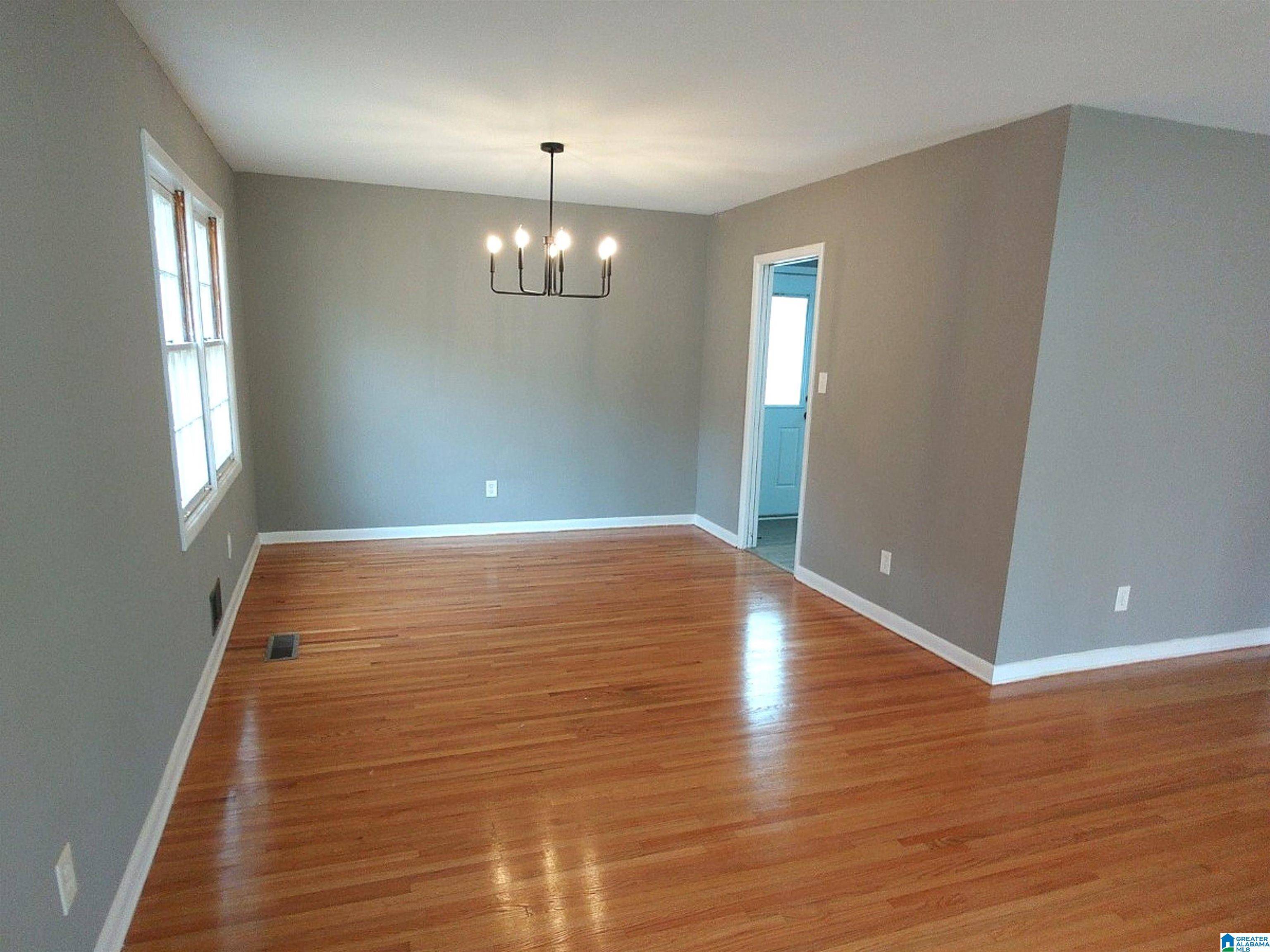 Adamsville, AL 35005,429 WESTWOOD AVENUE