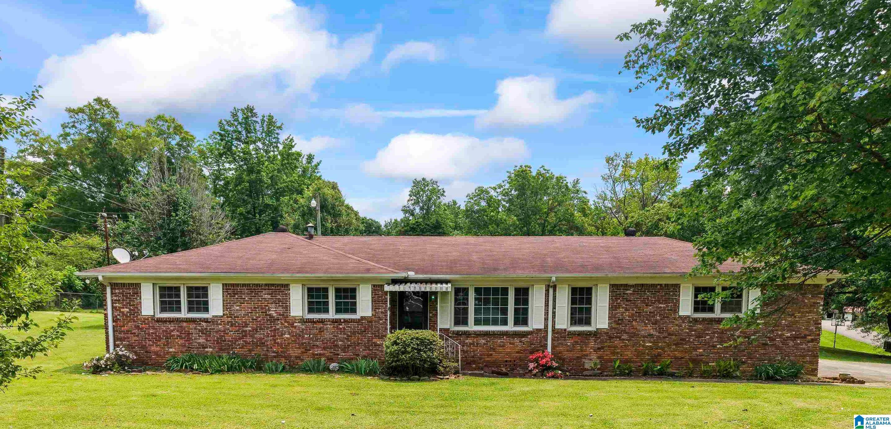 2749 MOORE ROAD, Adamsville, AL 35005