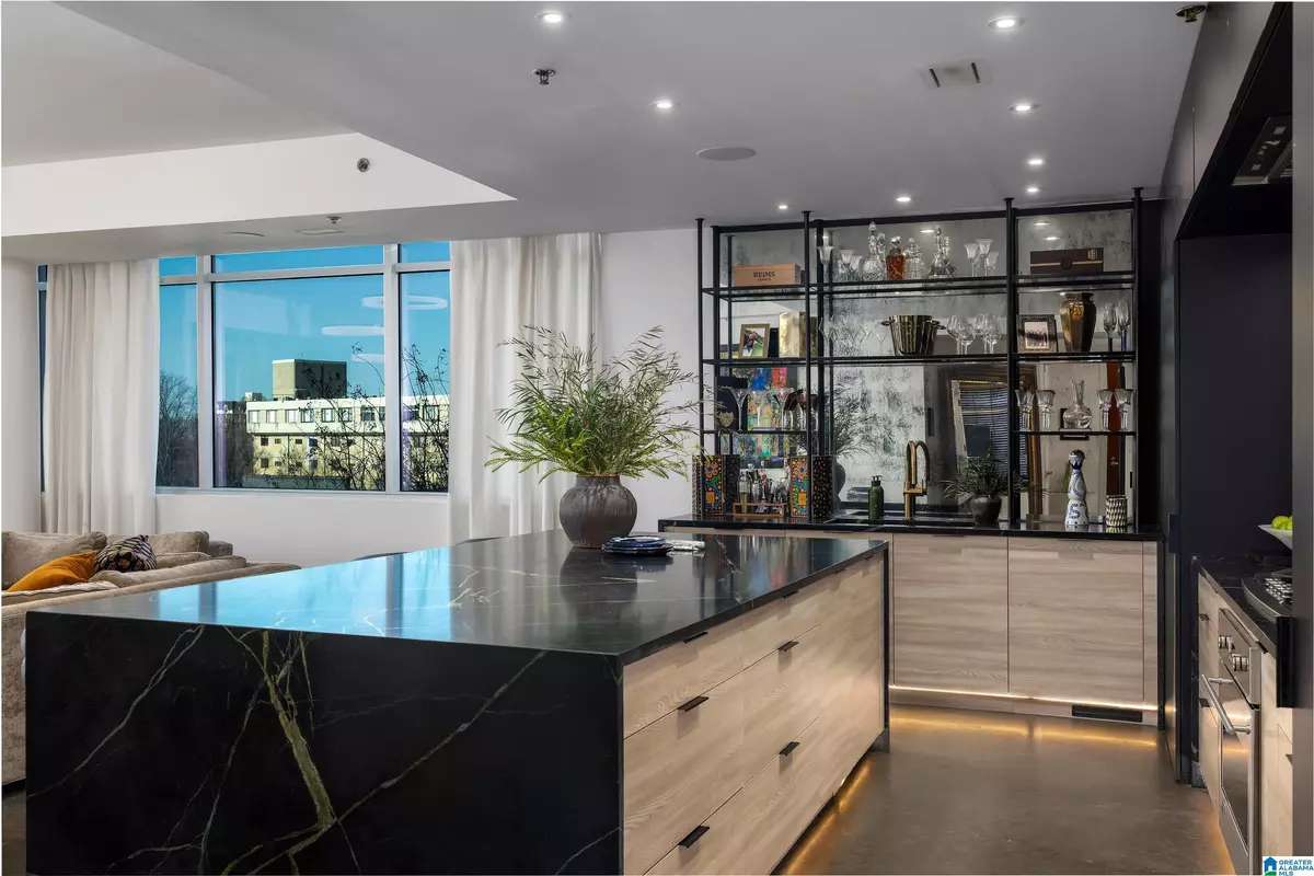 Birmingham, AL 35205,1300 S 27TH PLACE #16