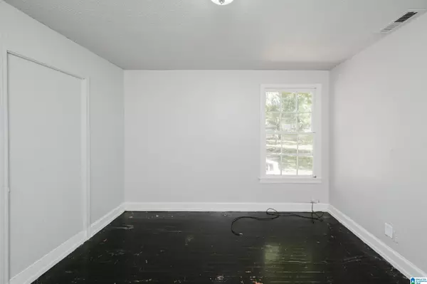 Birmingham, AL 35211,1257 16TH PLACE SW