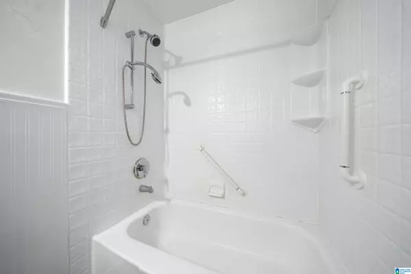 Midfield, AL 35228,1808 COLLIER DRIVE