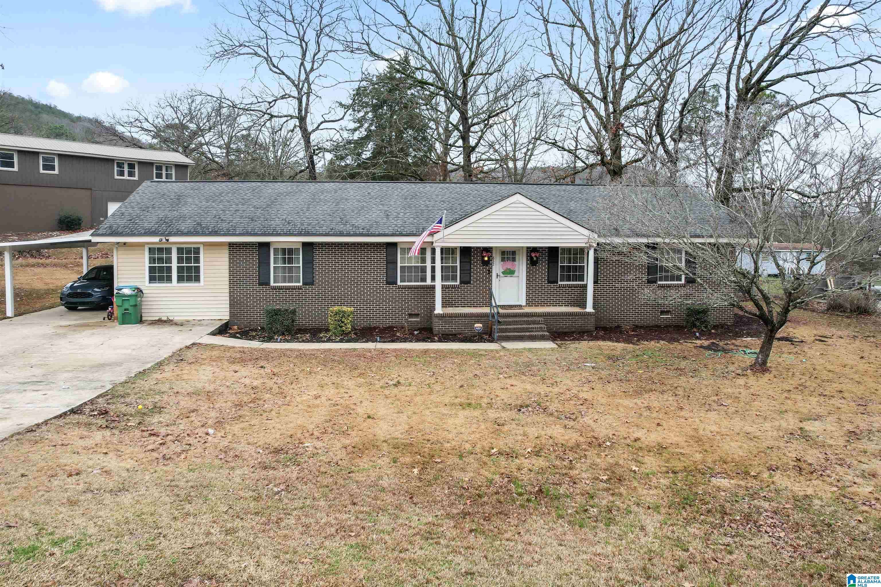 832 CENTER POINT ROAD, Sylacauga, AL 35151