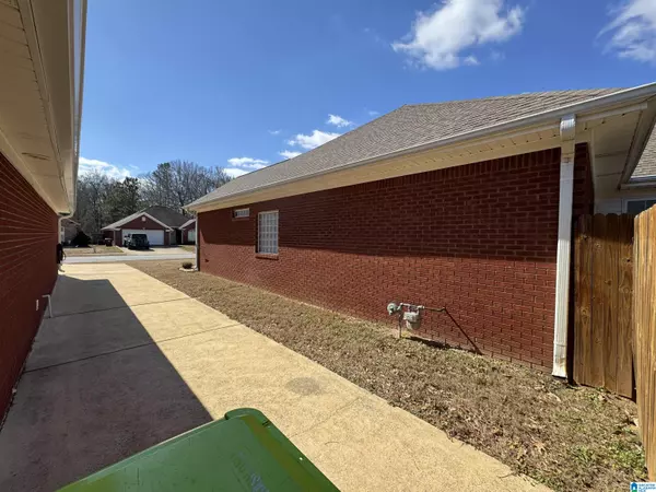 Sylacauga, AL 35150,30 ASHTON LANE