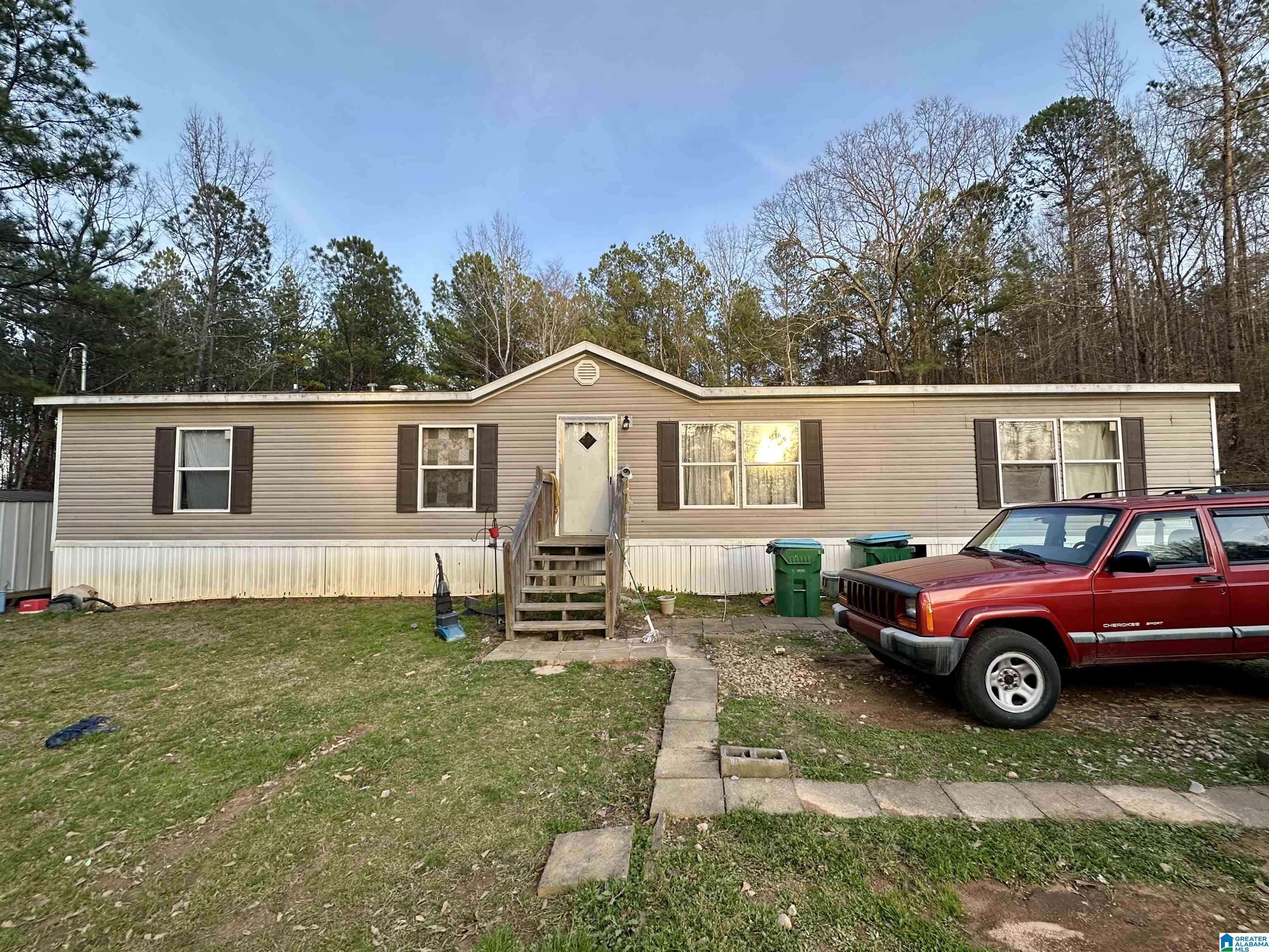 600 CROWS LANE, Sylacauga, AL 35151