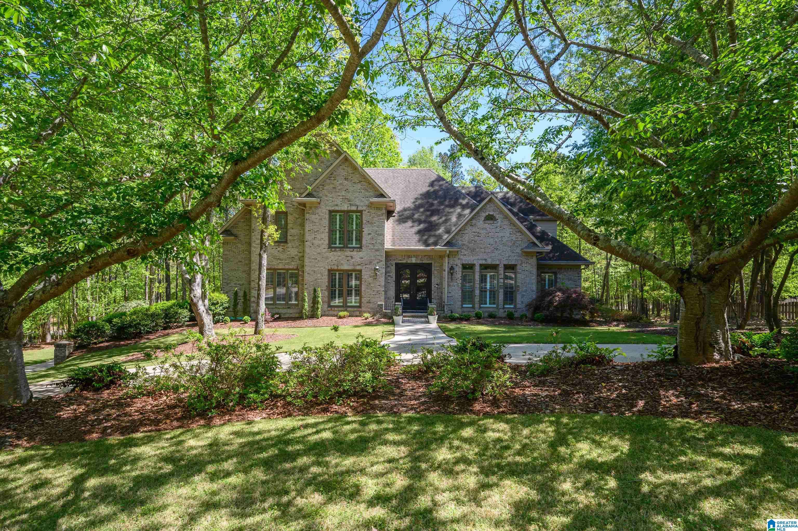 Hoover, AL 35242,135 NORTH LAKE DRIVE