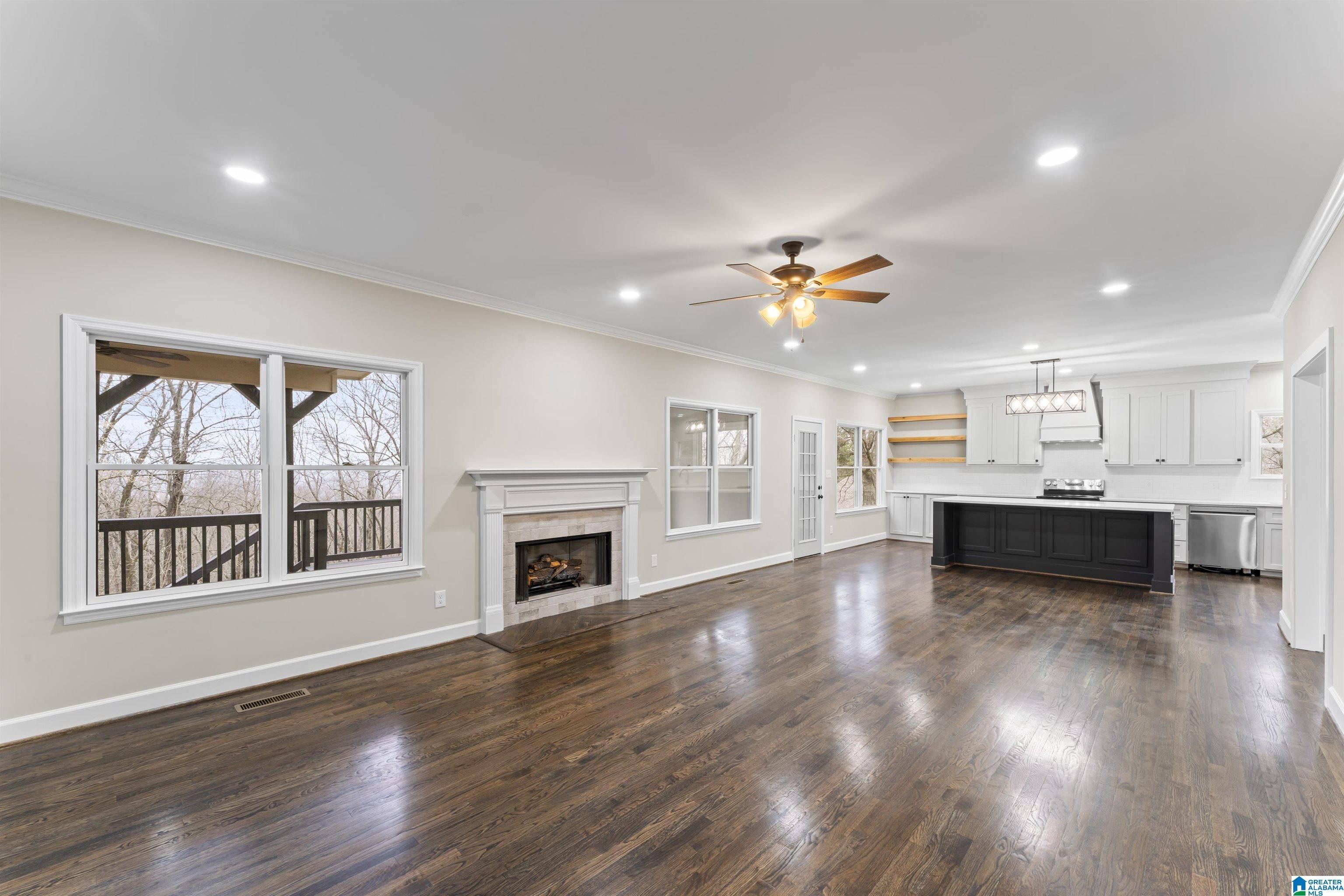 Leeds, AL 35094,1010 CREST ROAD