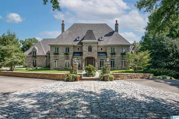 4539 HIGH COURT CIRCLE, Hoover, AL 35242