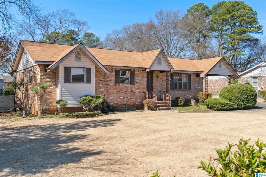 141 NEWPORT DRIVE, Hueytown, AL 35023