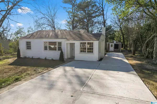 Center Point, AL 35215,2504 2ND STREET NW