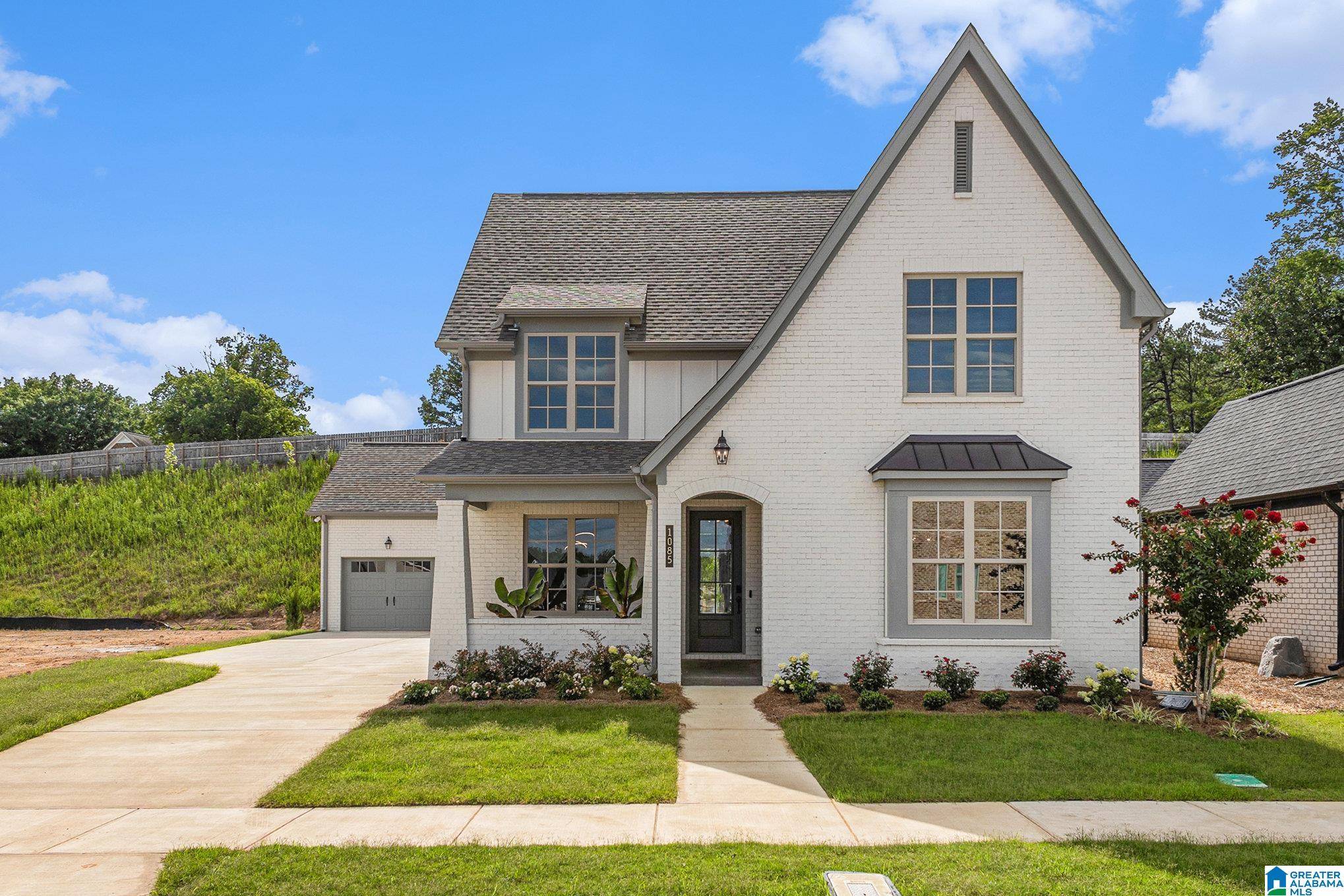 1812 SWANN LANE, Hoover, AL 35244