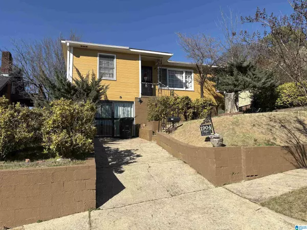 1904 15TH TERRACE N, Birmingham, AL 35234