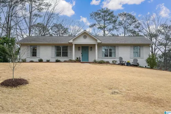 3531 VALLEY CIRCLE, Vestavia Hills, AL 35243