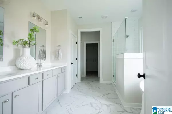 Hoover, AL 35244,1522 OLIVEWOOD DRIVE