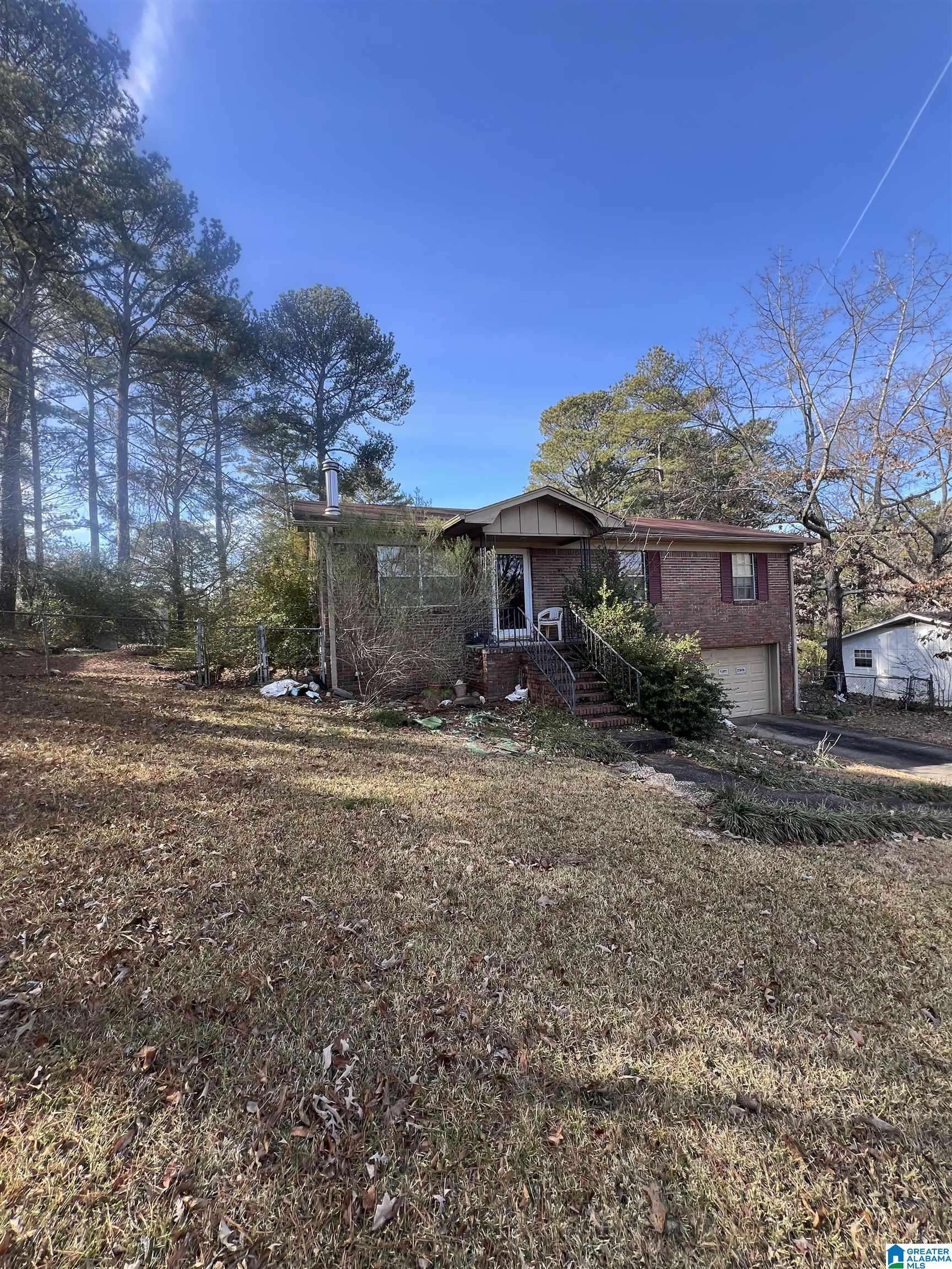 2432 DEBBIE DRIVE, Center Point, AL 35215