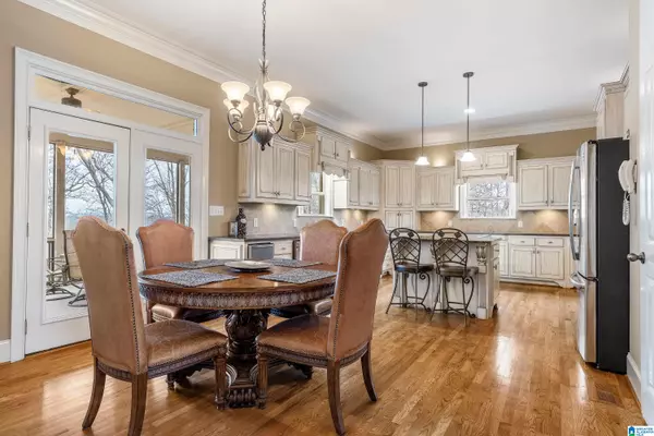 Trussville, AL 35173,8710 CARRINGTON LAKE RIDGE