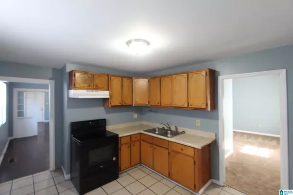 Fairfield, AL 35064,511 42ND STREET