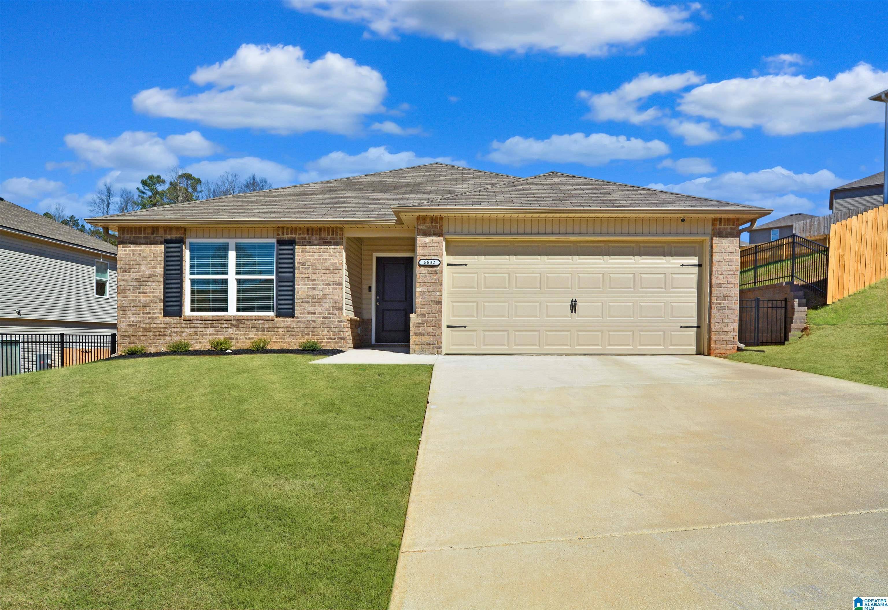 Leeds, AL 35094,8832 ROCKHAMPTON DRIVE