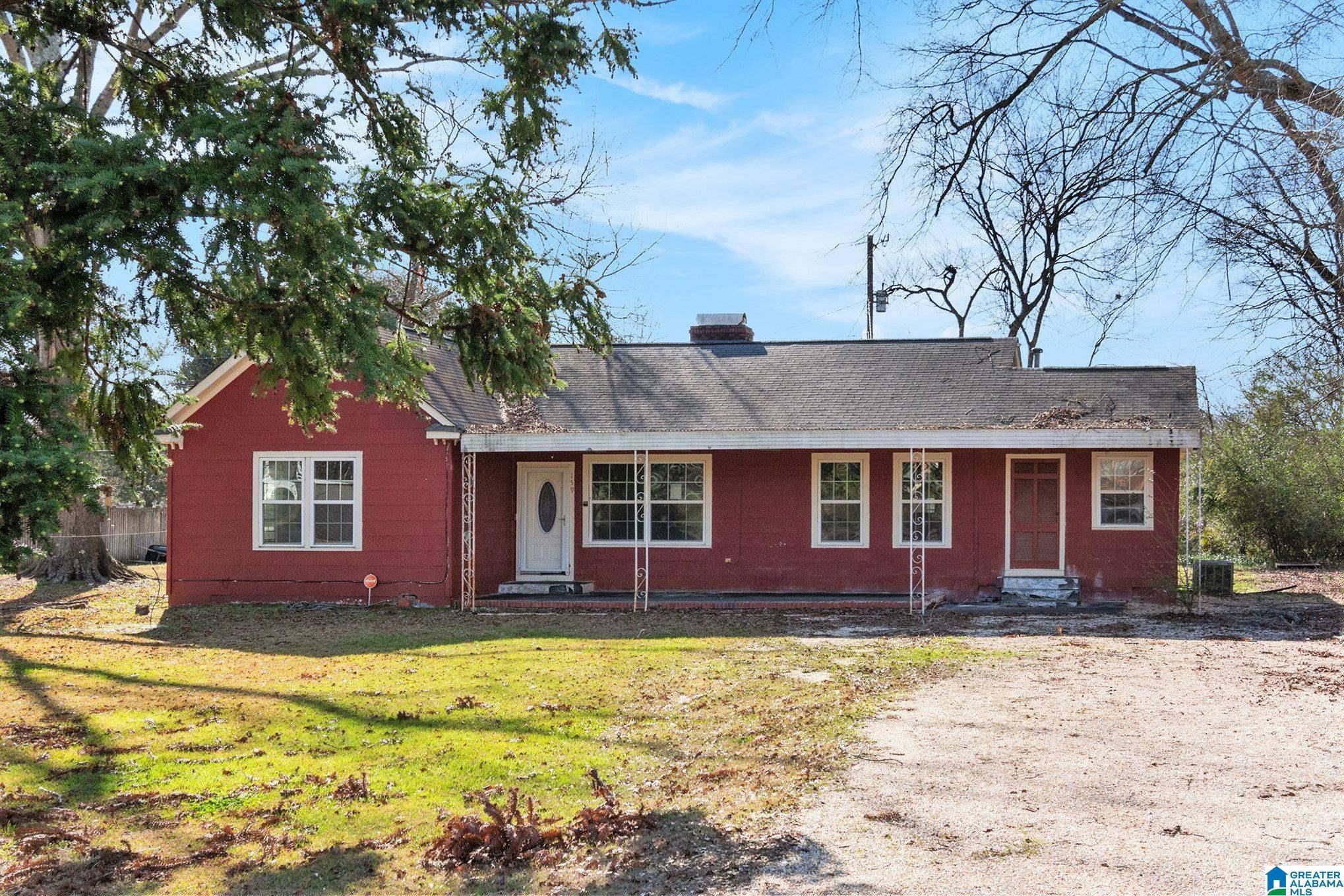 159 QUEEN ANN ROAD, Wetumpka, AL 36092