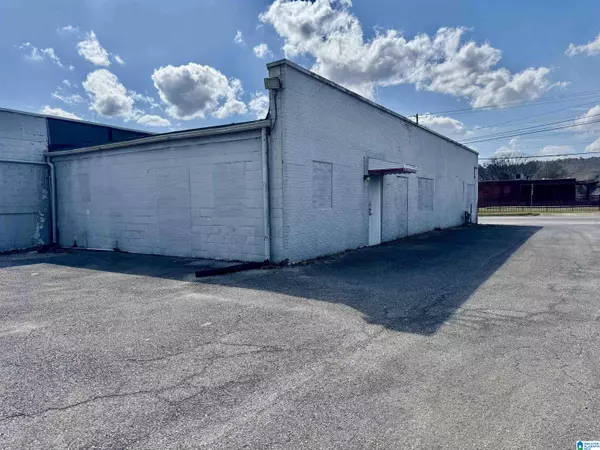 Anniston, AL 36201,407 NOBLE STREET