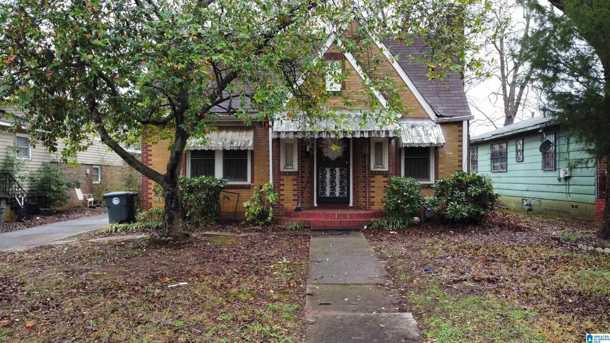 Birmingham, AL 35211,1404 18TH STREET SW