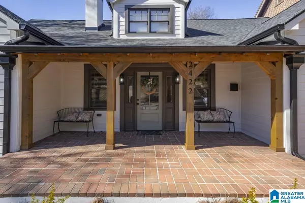 2422 ARLINGTON CRESCENT, Birmingham, AL 35205
