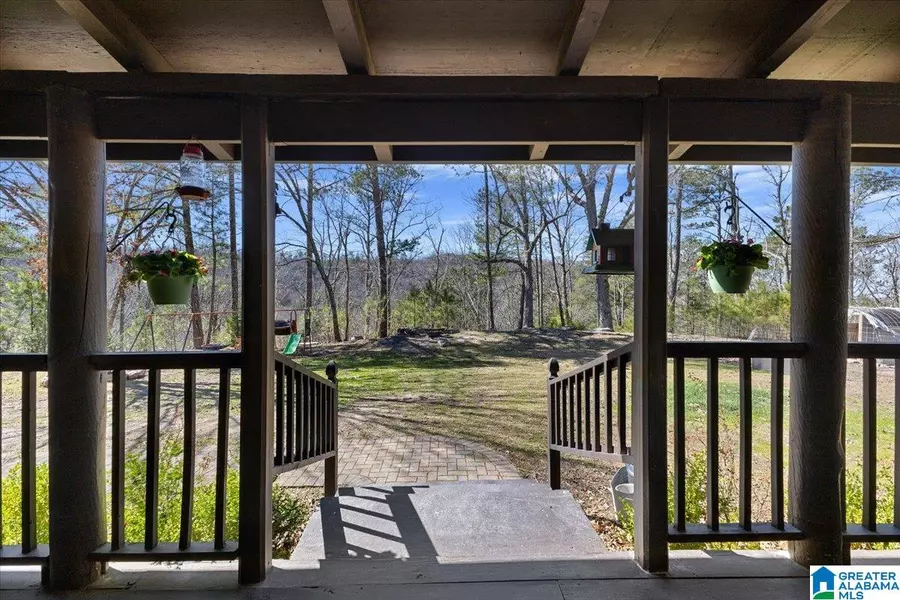 56304 US HWY 231, Oneonta, AL 35121