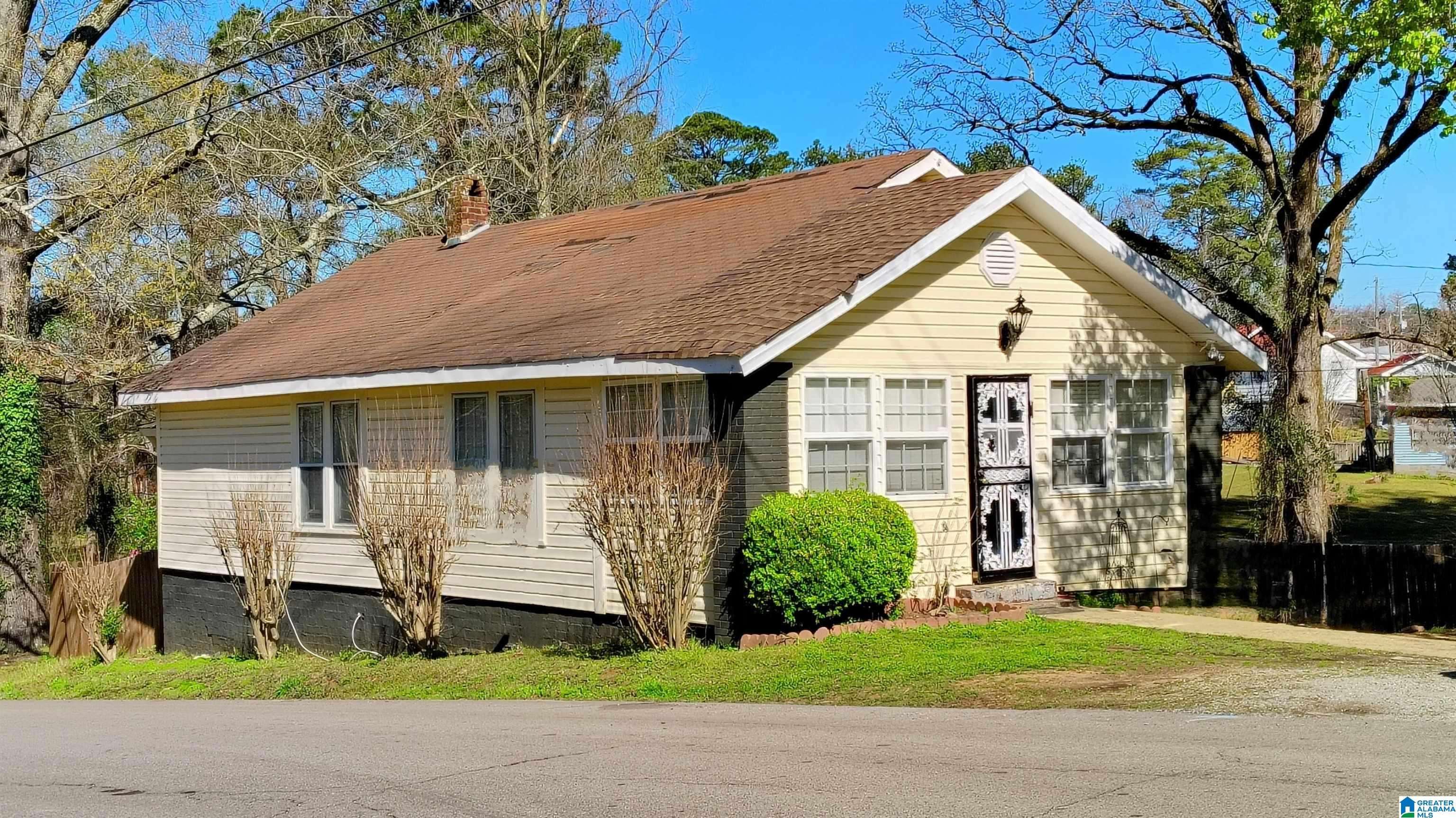 Warrior, AL 35180,219 S MAIN STREET