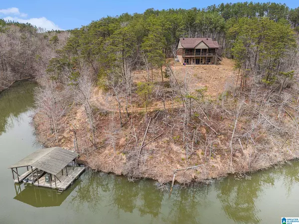 1107 COUNTY ROAD 1006, Jemison, AL 35085