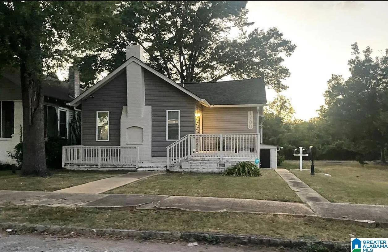 1700 ARLINGTON AVENUE, Bessemer, AL 35020