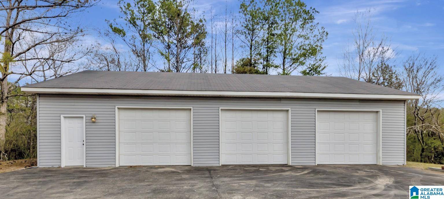 Bessemer, AL 35023,742 MAYS ROAD