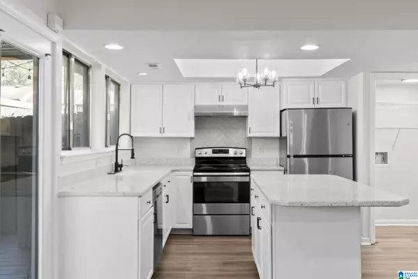 3665 HAVEN VIEW CIRCLE, Hoover, AL 35216