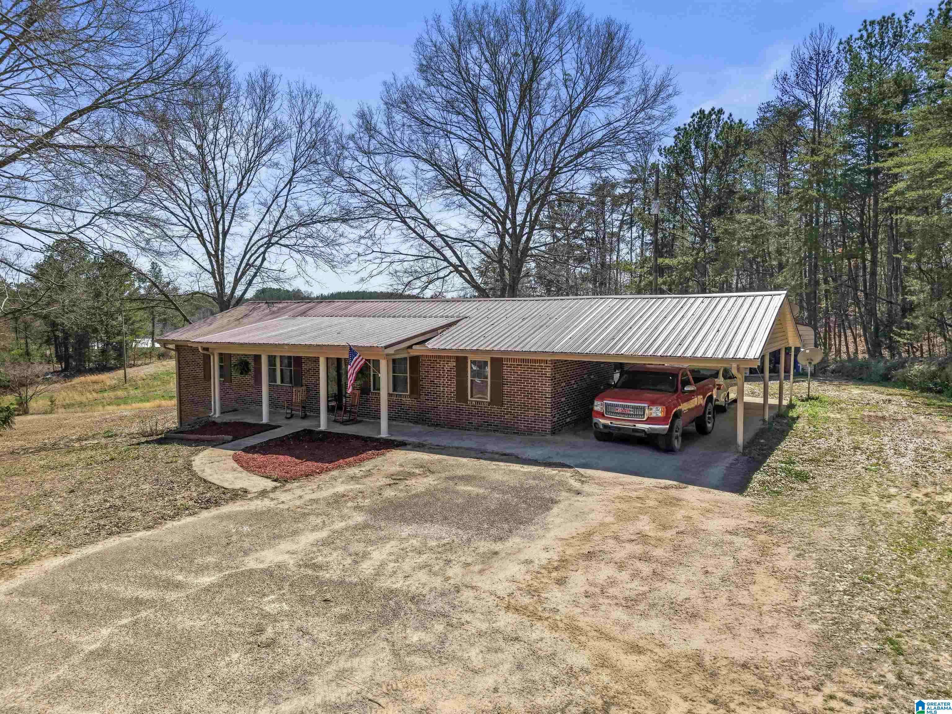 2952 COUNTY ROAD 37, Lynn, AL 35575