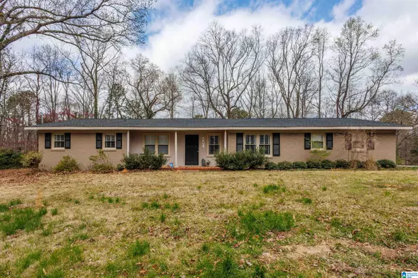 204 DOGWOOD ROAD, Sylacauga, AL 35150