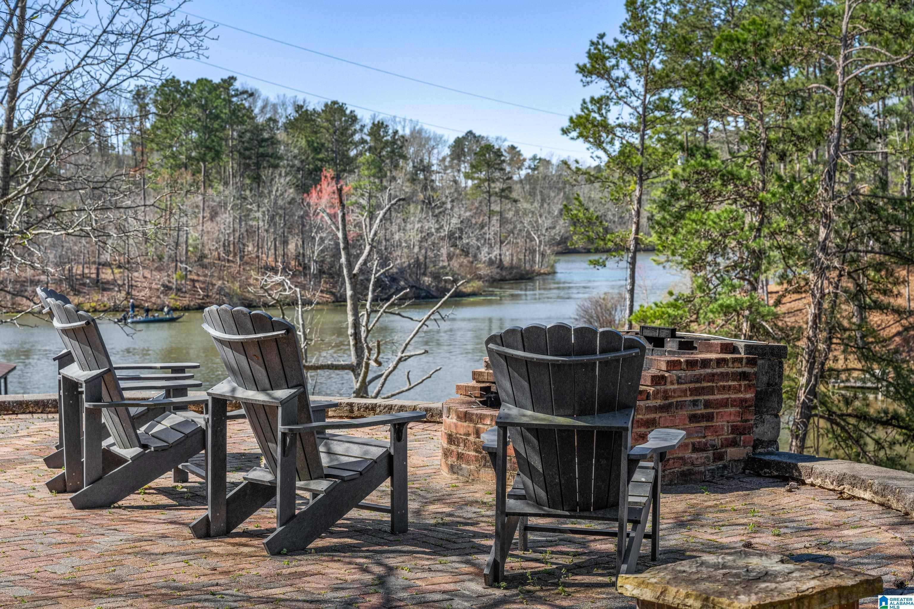 64 COUNTY ROAD 1024, Clanton, AL 35046