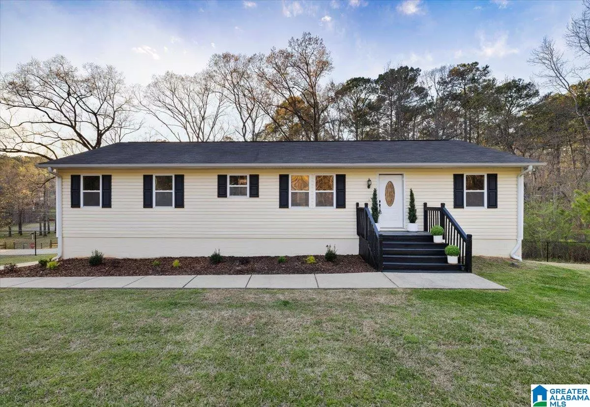 Talladega, AL 35160,145 N LAKESHORE DRIVE