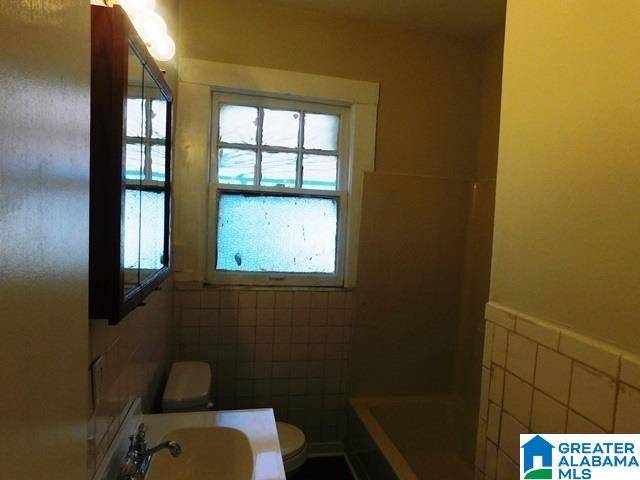 Birmingham, AL 35204,1315 16TH STREET N
