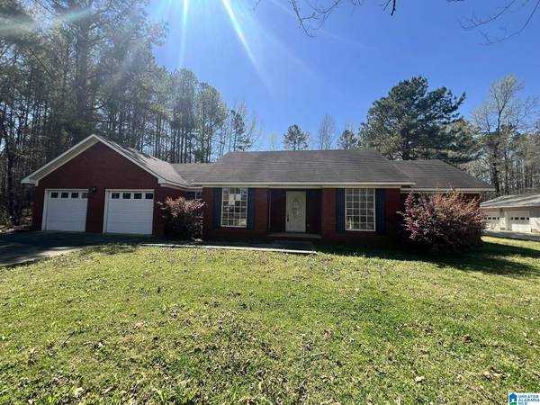 76 OAKVIEW CIRCLE, Sylacauga, AL 35151