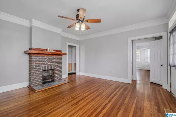 Talladega, AL 35160,125 W ROBERTS AVENUE