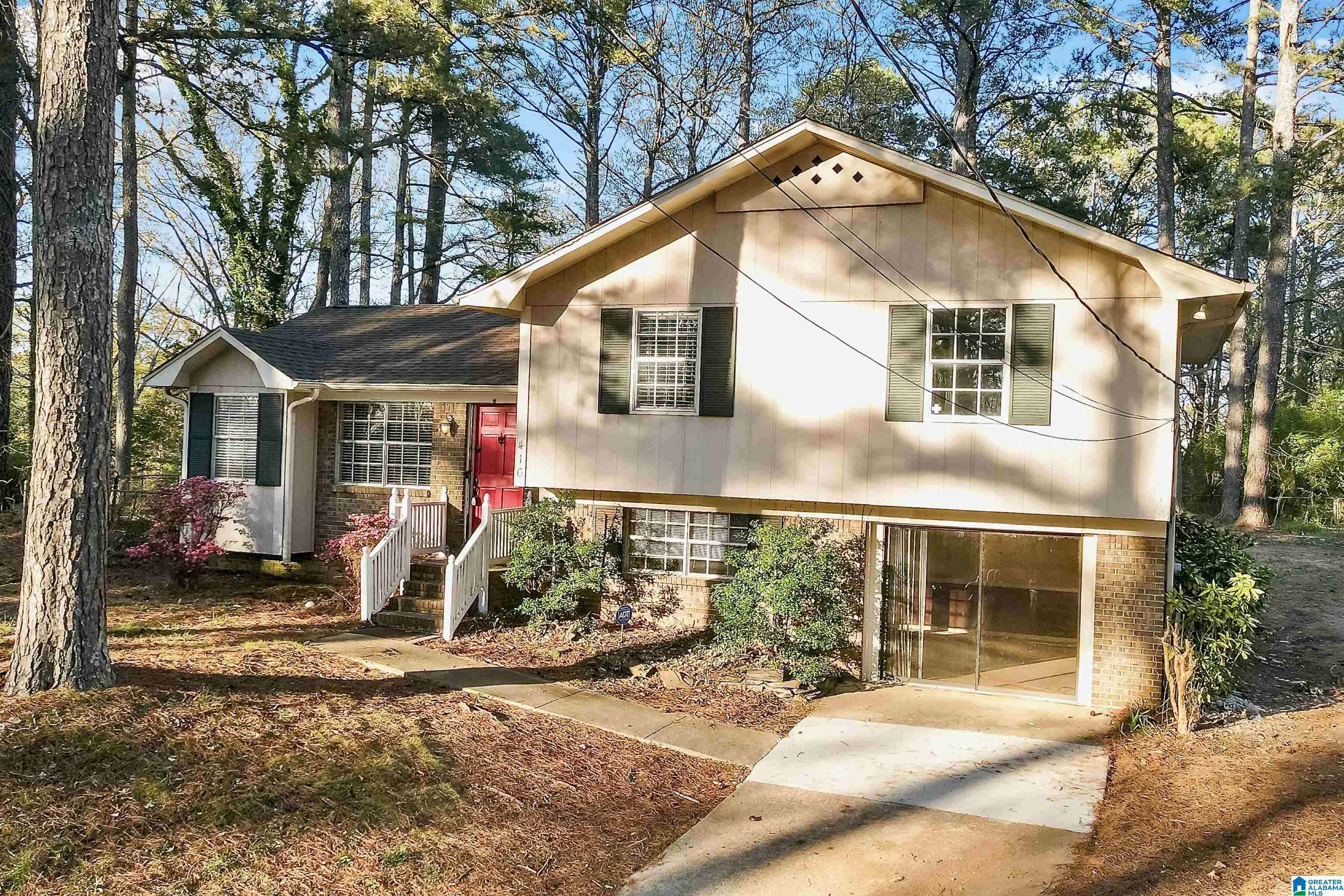 Center Point, AL 35215,416 WOODLAND COURT NE